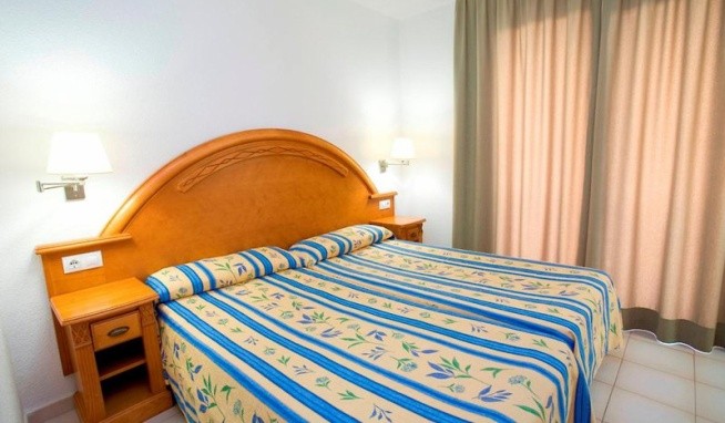 Apartamentos Turísticos Jardines del Plaza értékelés