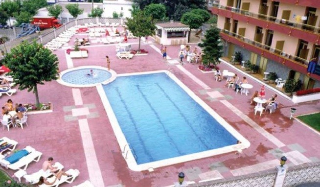 Continental (Tossa de Mar) recenze