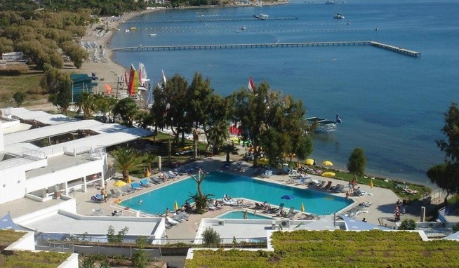 Cocos The Club recenze