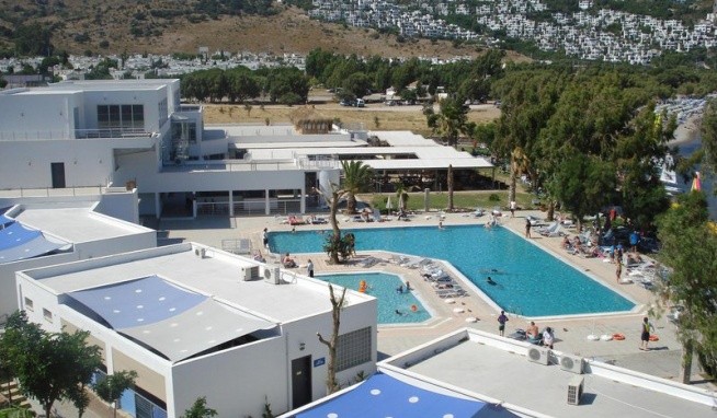 Cocos The Club recenze