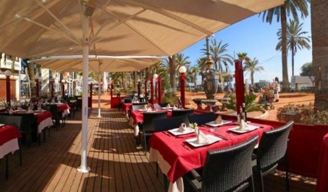 URH Excelsior recenze