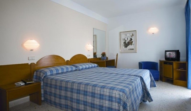 Inturotel Cala Esmeralda recenzie