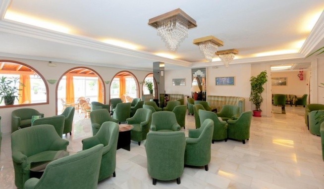 Hotel Nerja Club & Spa recenze