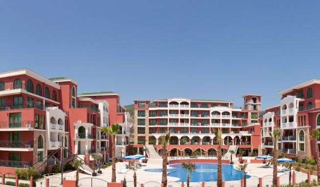 St. George Palace recenze