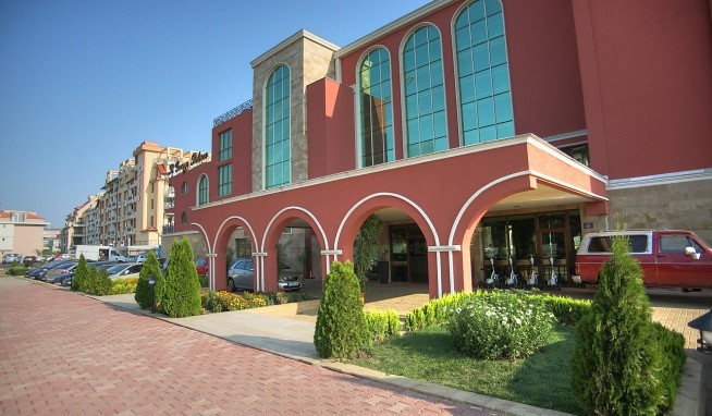 St. George Palace opinie