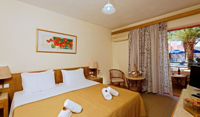 Rethymno Village recenzie