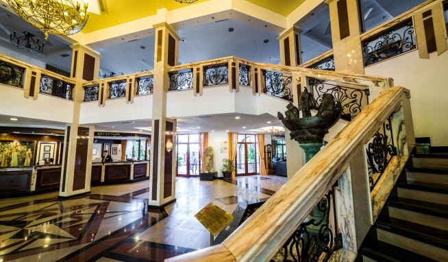 Royal Palace Helena Sands opinie