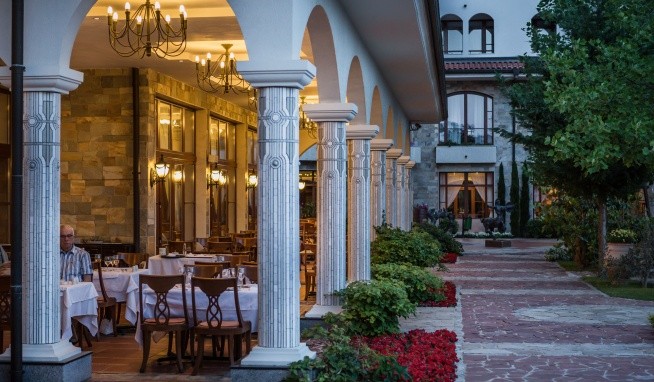 Royal Palace Helena Sands recenze