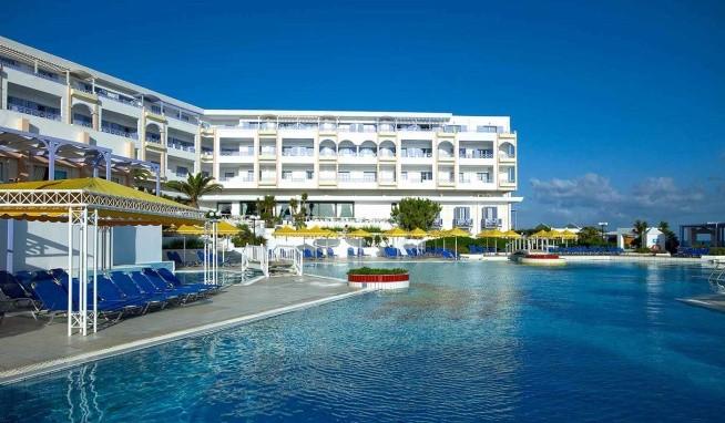 Serita Beach Resort opinie