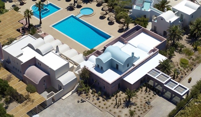 9 Muses Santorini Resort recenze