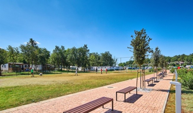 Camping Bijela Uvala recenze