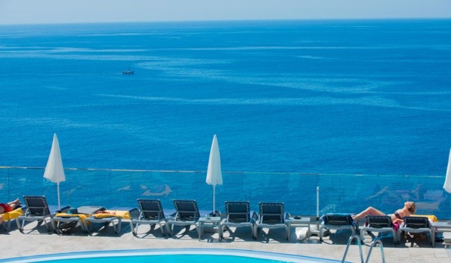 Duas Torres recenzie