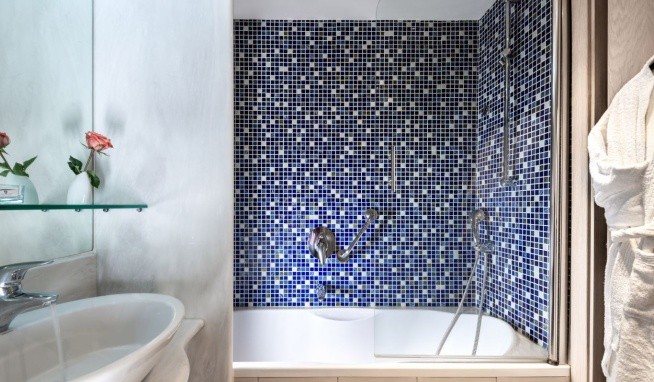 Minos Mare Royal recenze