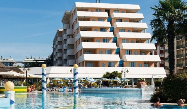 Aparthotel Holiday opinie