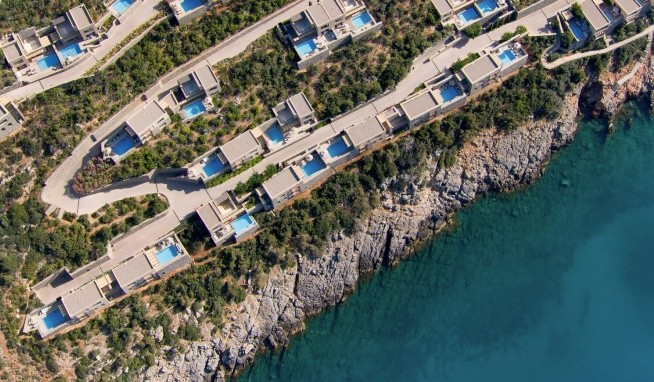 Daios Cove Luxury Resort & Villas recenzie