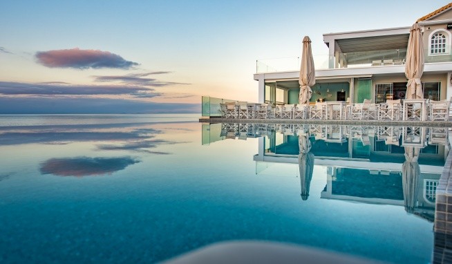 Alexandra Beach Resort & Spa recenze