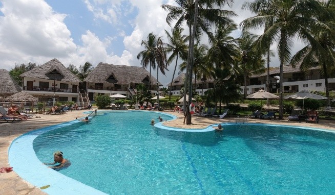 Paradise Beach Resort recenze