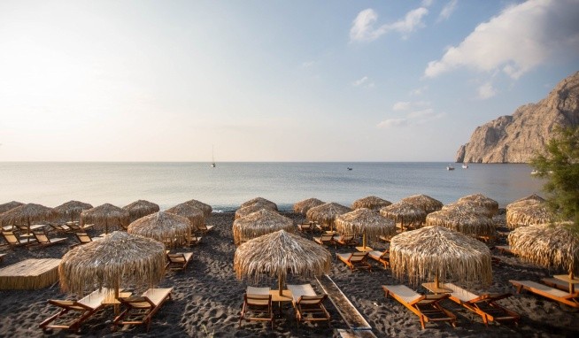 Kamari Beach opinie