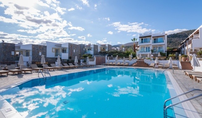 Alexander Beach Hotel & Village recenze