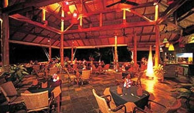 Coral Bay Resort recenze