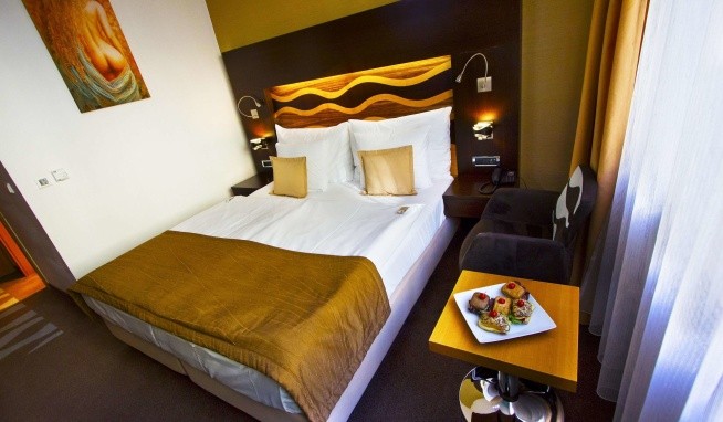 Danubia Gate Hotel opinie