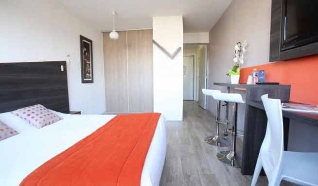 Adonis Paris Sud recenze