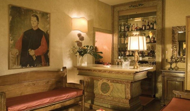 Machiavelli Palace recenze