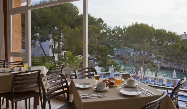 Cala Ferrera recenze