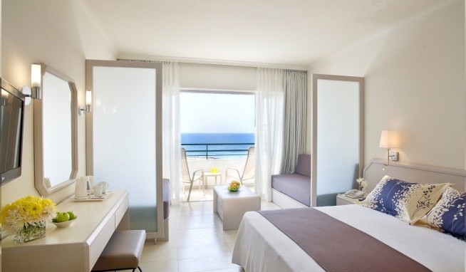 Louis Imperial Beach recenze