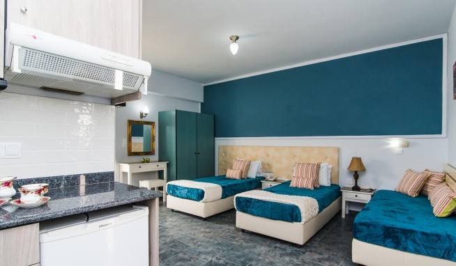 Yiannis Manos Resort recenze