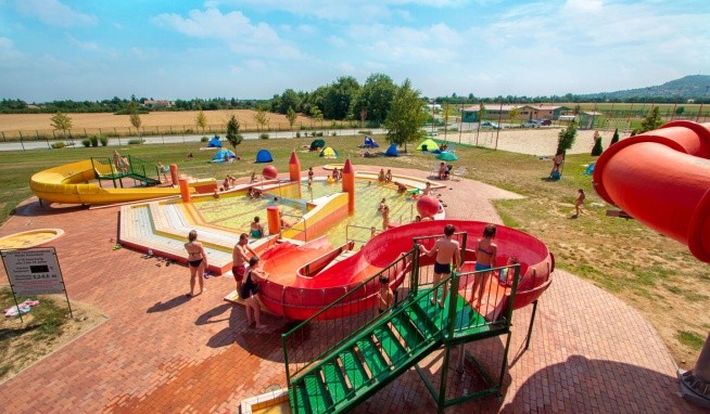 Jufa Vulkan Camping Resort opinie