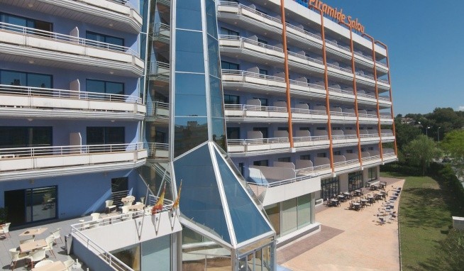 Piramide Salou opinie