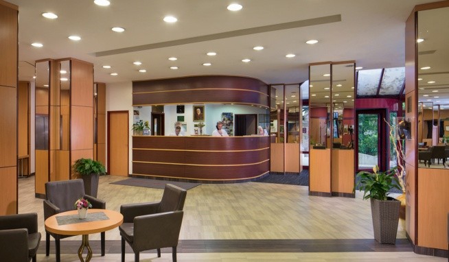 Hotel Benczúr recenzie