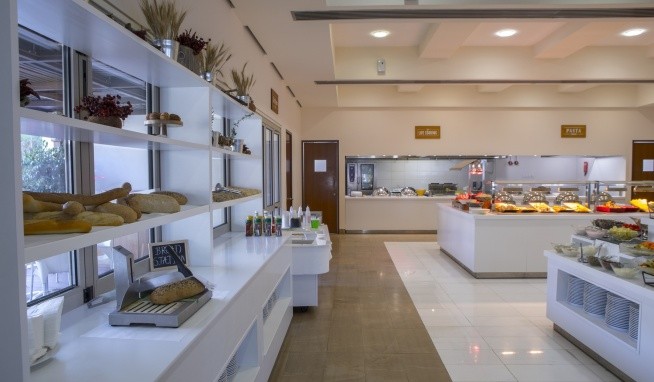 Louis Althea Beach recenze