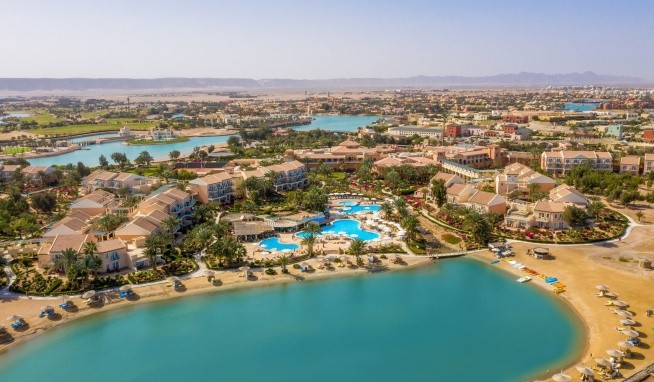 Plaża i hotel w Hurghada
