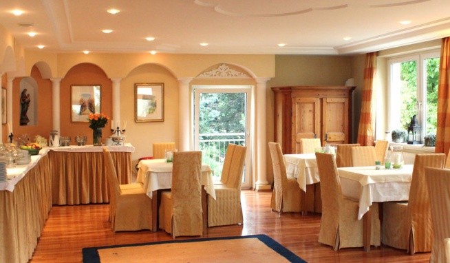 St. Hubertushof recenzie