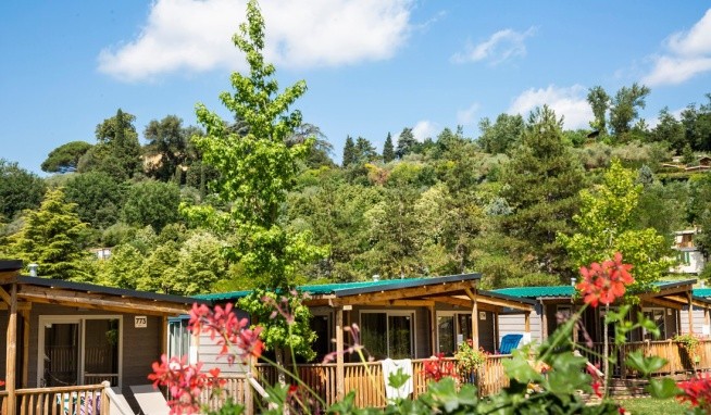 Norcenni Girasole Village értékelés