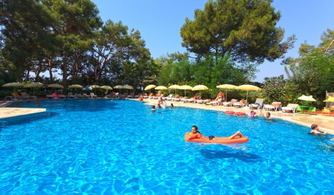 Incekum West recenzie