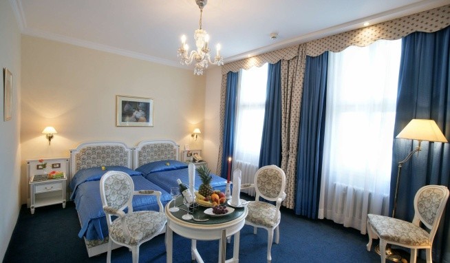 Ambassador - Zlatá Husa opinie