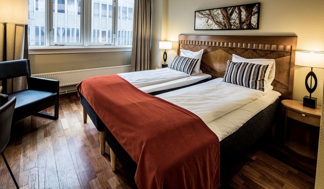 First Millennium recenze