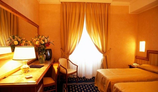 Nova Domus hotel & suites opinie