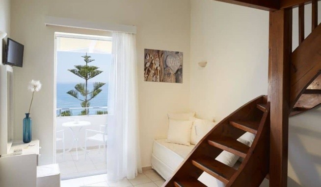 Petradi Beach Hotel recenze