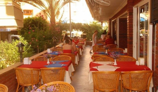 Miss Cleopatra (ex. Özcan) recenzie