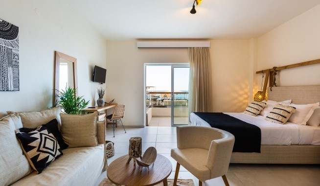 Nostos Beach Boutique recenzie