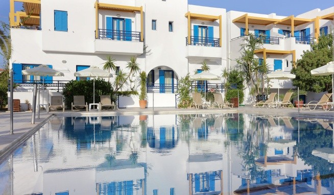 Paralos Venus Suites recenze