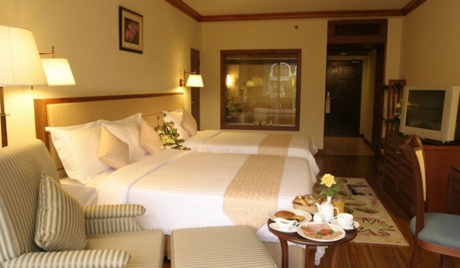 Phuket Graceland recenzie