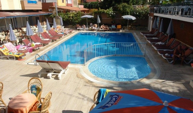 Monart Luna Playa Hotel recenze