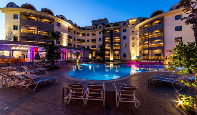 Costa Mare Suites recenze