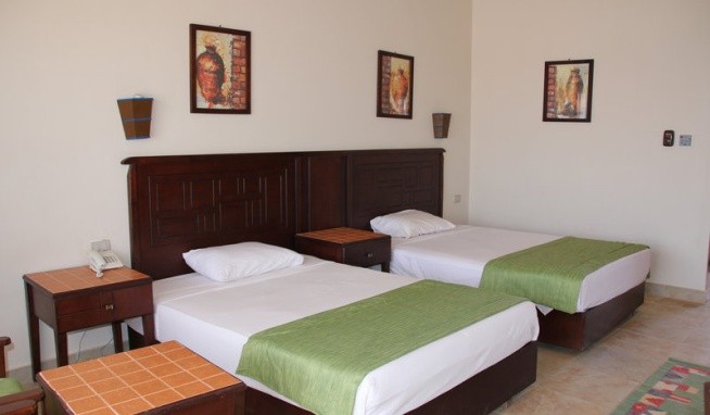 Deep Blue Inn recenzie