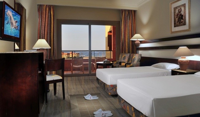 Jaz Almaza Beach Resort értékelés